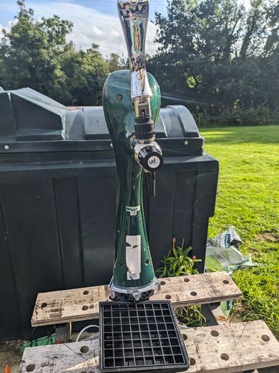 Carlsberg tap with beer coupler