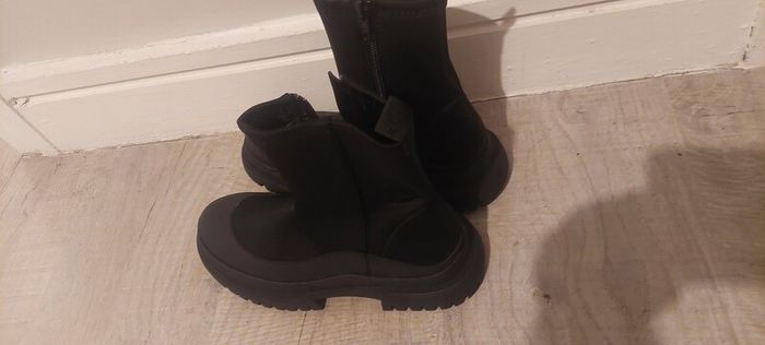 zara girls black boots size 2
