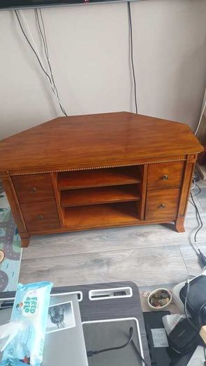 TV Unit