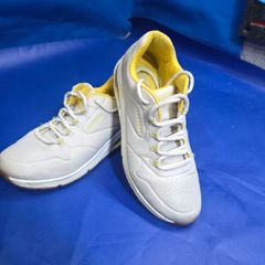 sketchers air coole memory fian runners