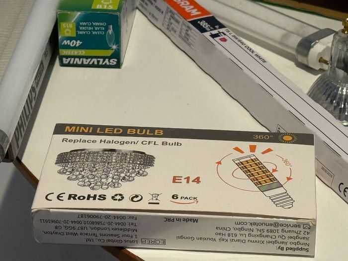 Large Selection of Light Bulbs