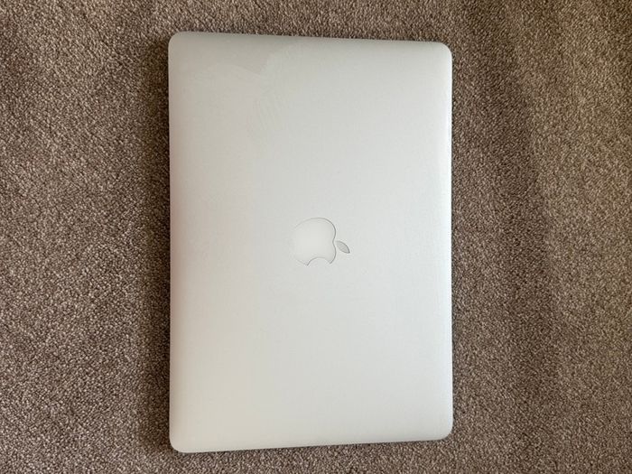 MacBook Air (2017)