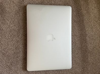 MacBook Air (2017)