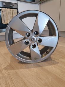 Genuine 16 inches Renault Fluence Alloy Wheel (6.5J x 16 ET47) - single wheel - Used - As-Is