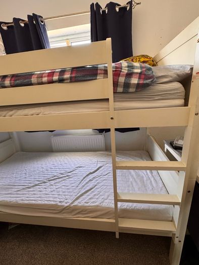 bunk bed