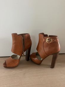 Michael Kors High Heels