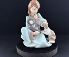 Lladro Cat Nap