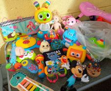 toys