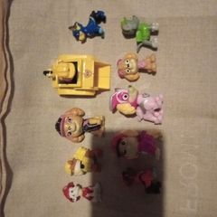 paw patrol figures