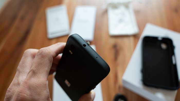 Mudita Kompakt - Minimalist E-ink Phone