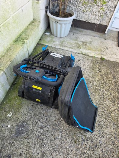Electric Lawnmower