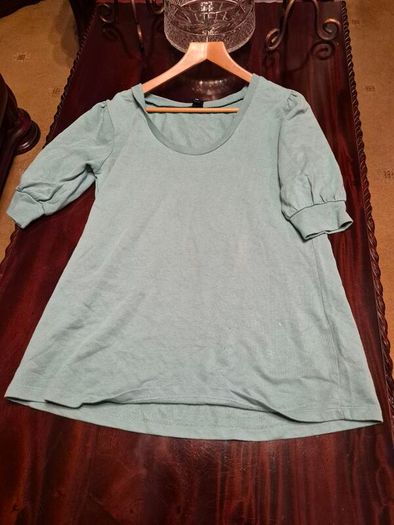 Gap Top