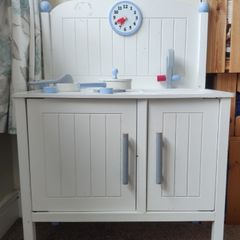 Toy wooden kitchen