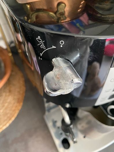 Magnifica S Coffee Machine