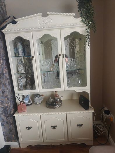 Display Cabinet with lights
