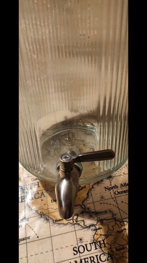 Jar with tap 5L
