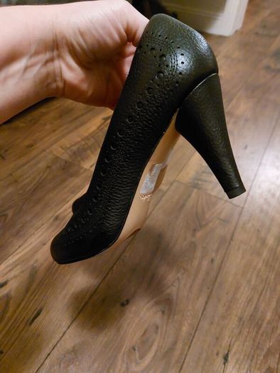 Clarks cushion-NEW- UK7