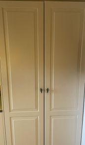 Tall Kitchen Larder / Pantry Unit with Pull-Out Baskets