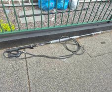 telescopic roof cleaner
