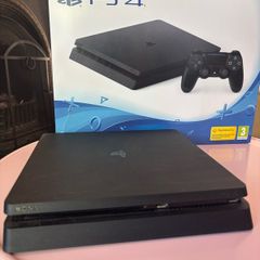 PS4 slim 500gb with game