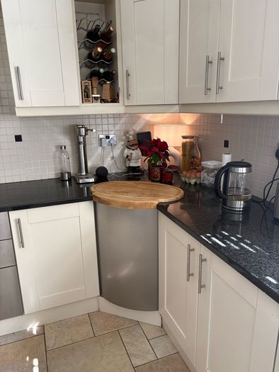 Fitted Kitchen reduced