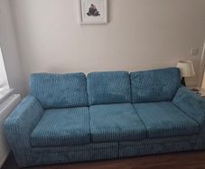 4 seater couch. Split base makes rooms with tight access easy