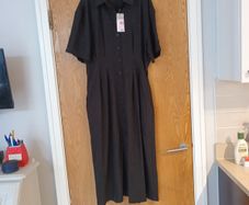 Primark  Black  Dress.   S.14- 16.  B.N.W.T.