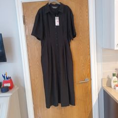 Primark  Black  Dress.   S.14- 16.  B.N.W.T.