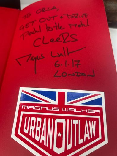 SIGNED Magnus Walker Urban Outlaw First Edition 2017 HB Porsche