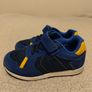 Kids Trainers Image 7