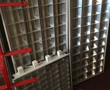 Light units for suspended ceilings