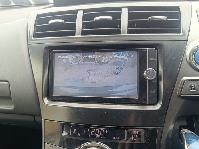 2014 Toyota Prius Alpha 1.8 Petrol Self Charging Hybrid