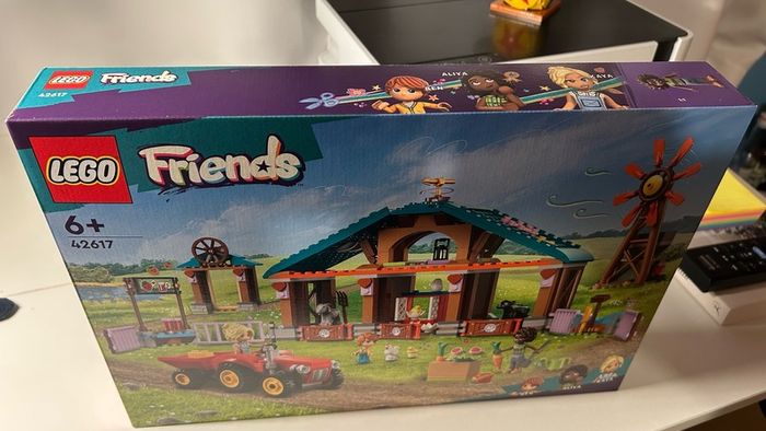LEGO Friends 42617 Farm Animal Sanctuary. Retired. New & Sealed