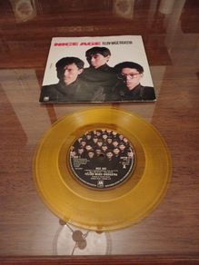 vinyl single- yellow magic orchestra. Nice age.
