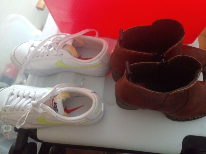 woman shoes 2x