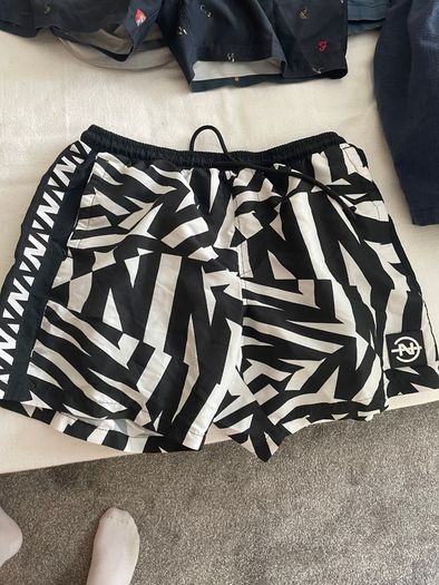 Bulk shorts 32-42 w