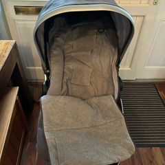 Baby premium bundle(2 strollers,travel cot,rails)