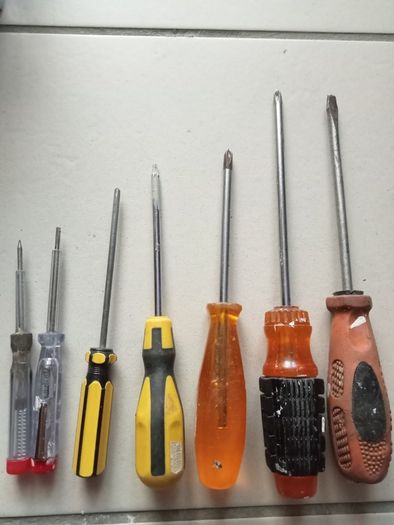 Screwdriver s