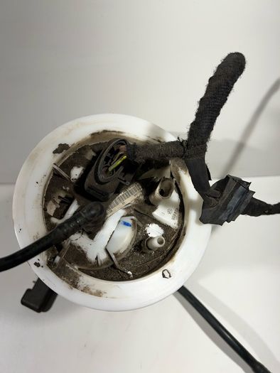 AUDI A4 B8 8K0919051 Fuel Tank Pump Petrol 2009 A1l1b46g.