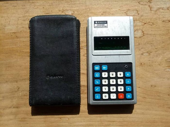 SANYO CX-8136NE Calculatrice Anné 60 Led / Vintage - Made in