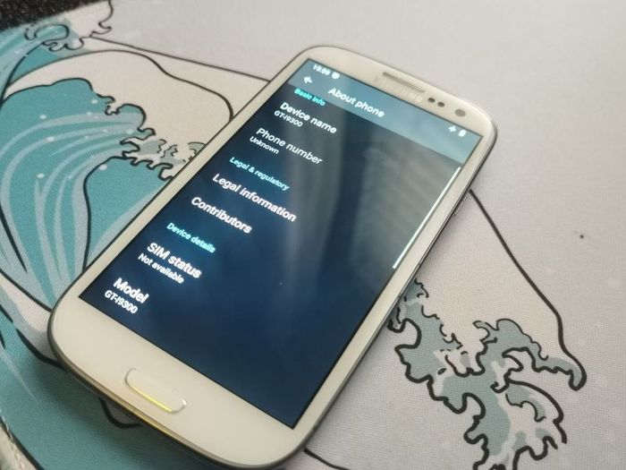 2 x Galaxy S3 GT-I9300 Simfree Unlocked