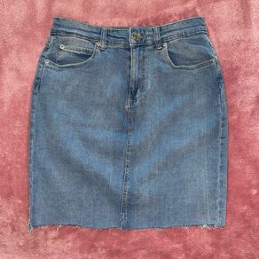 Mid-blue denim skirt