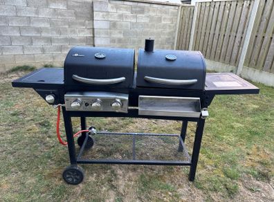 Gas & Charcoal BBQ Grill