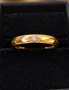 Vintage 18ct gold ring, new old stock