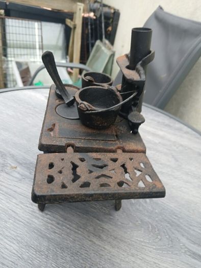 Vintage Miniature Cast Iron Stove
