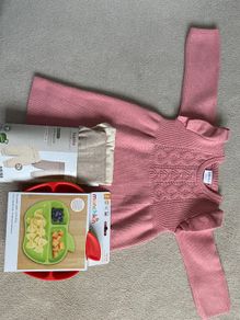 Baby dress, plates, joggers only 10 euro