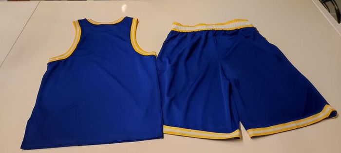 Nike Golden State Warriors NBA Basketball Kit - age 10-12 size 150-160cm