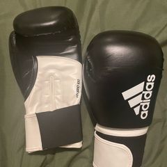Boxing Gloves & Pads - Perfect Condition!