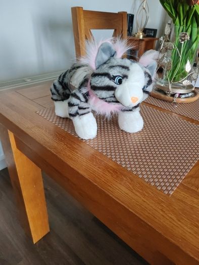 Tiger with heatable lavender insert
