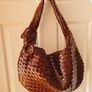 Woven faux leather shoulder bag Image 2